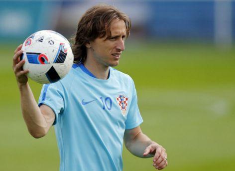 中超-迭戈1分17秒闪击 海牛1-0送沧州9轮不胜